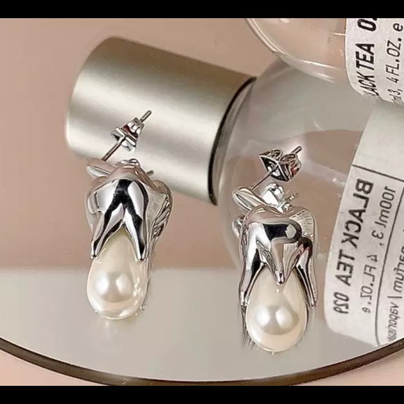 Trendy Teeth Pearl Drop Earrings For Women Gold Color Earings Fashion Jewelry - Picture 2 of 4